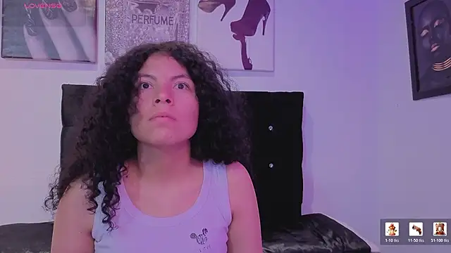 Zoe-yanin online show from March 4, 2026, 6:48 pm