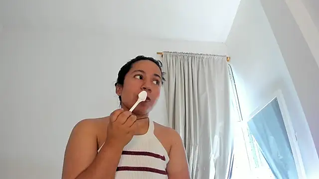 Snapshot of chiarafustox chatting on February 24, 2026, 7:59 pm chiarafustox online show from February 24, 2026, 7:59 pm