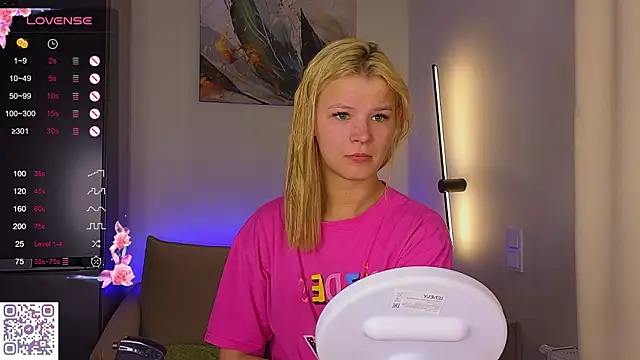 Snapshot of meowbaaby chatting on February 15, 2026, 2:01 am meowbaaby online show from February 15, 2026, 2:01 am