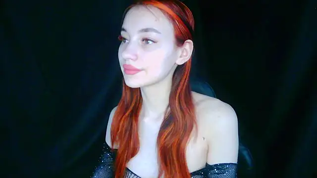 liza  kitty online show from May 11, 2026, 3:41 am