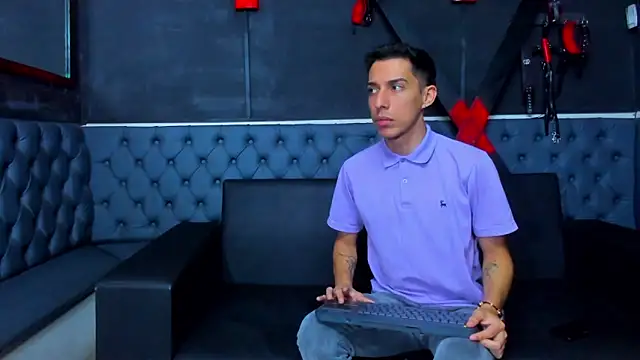 Snapshot of Jack_Wesker_1 chatting on February 1, 2026, 5:06 am Jack Wesker 1 online show from February 1, 2026, 5:06 am