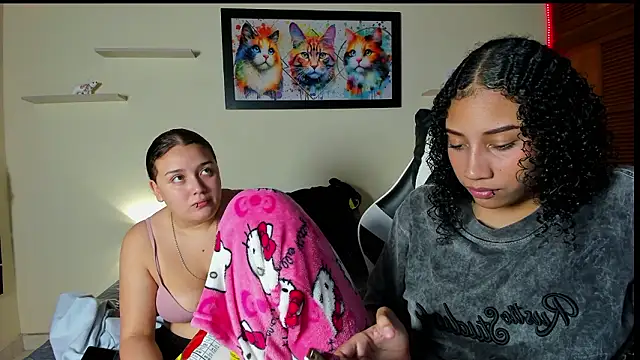 meredit cris23 online show from February 14, 2026, 2:45 am