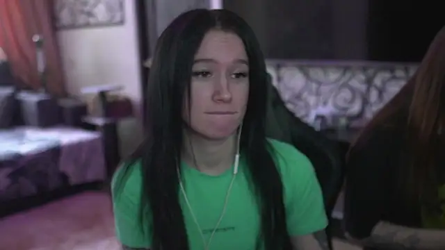 Carolina G0lden online show from February 21, 2026, 10:50 am