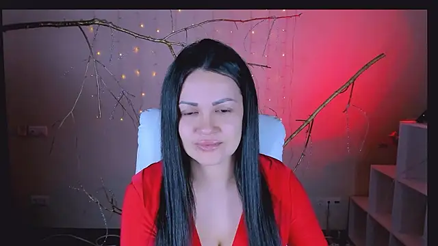 karolina robinson online show from February 16, 2026, 11:20 am