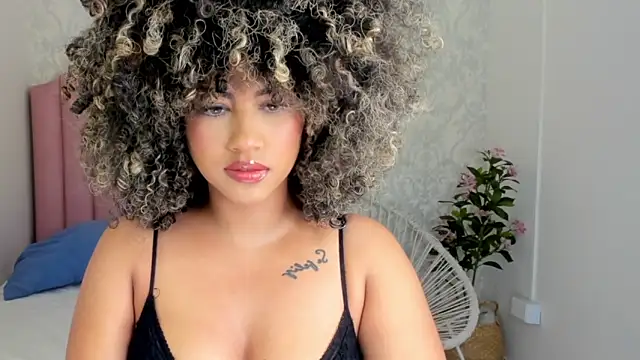 Snapshot of Brit_weston chatting on February 13, 2026, 7:58 pm Brit weston online show from February 13, 2026, 7:58 pm