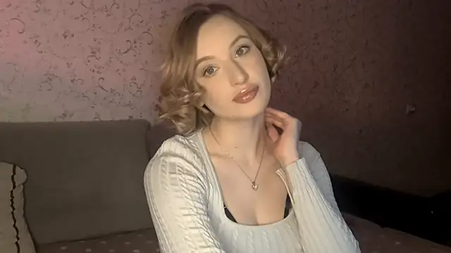 DeliciaBagnoli online show from March 21, 2026, 4:55 pm