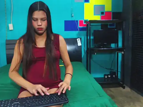 Snapshot of analyn-2027 chatting on February 1, 2026, 9:02 pm analyn-2027 online show from February 1, 2026, 9:02 pm