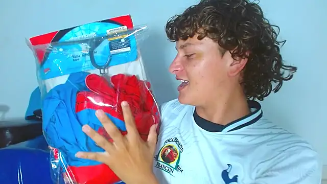 arielnoir6958 online show from March 23, 2026, 11:37 pm