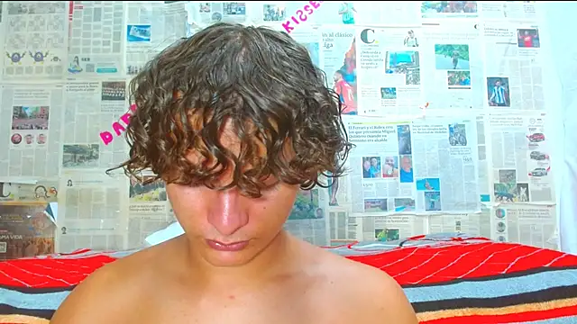 arielnoir6958 online show from February 26, 2026, 11:38 pm