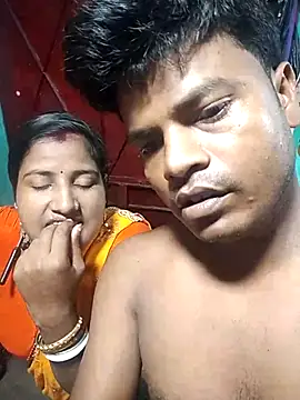 Snapshot of Your_deshibhabi25years chatting on July 15, 2026, 8:32 am Your deshibhabi25years online show from July 15, 2026, 8:32 am