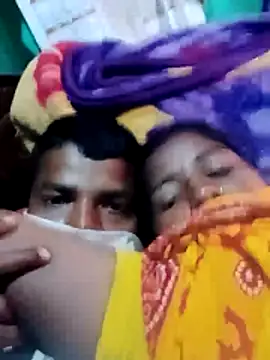 Snapshot of Your_deshibhabi25years chatting on February 20, 2026, 6:26 am Your deshibhabi25years online show from February 20, 2026, 6:26 am