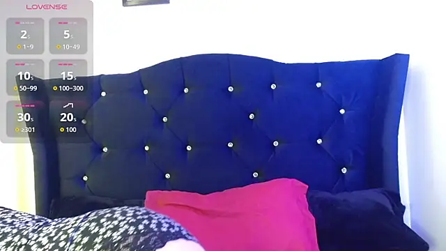 Iris bloom69 online show from March 26, 2026, 12:47 pm