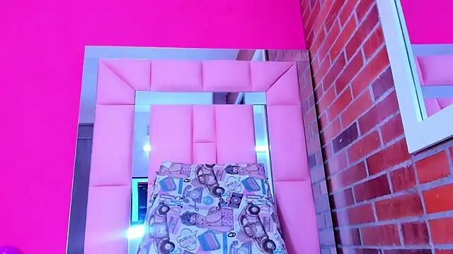 Baby doll XOXO online show from February 21, 2026, 8:33 pm