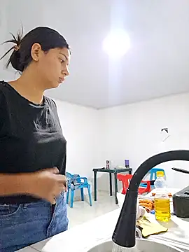 Cris18sexy online show from February 14, 2026, 12:27 pm