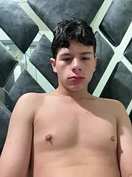 Snapshot of Andy12912 chatting on February 20, 2026, 8:00 pm Andy12912 online show from February 20, 2026, 8:00 pm