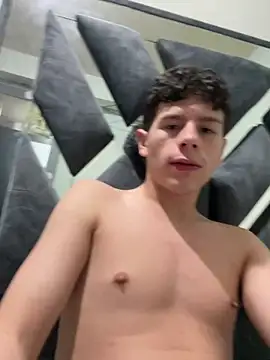 Snapshot of Andy12912 chatting on February 17, 2026, 7:33 pm Andy12912 online show from February 17, 2026, 7:33 pm