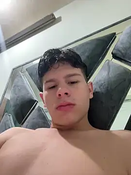 Snapshot of Andy12912 chatting on January 31, 2026, 7:56 pm Andy12912 online show from January 31, 2026, 7:56 pm