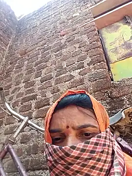 Muskan44s online show from May 12, 2026, 4:42 am