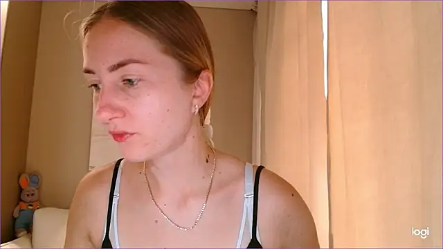 BluueSilk online show from September 13, 2025, 5:29 am