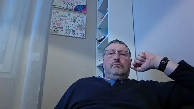 Snapshot of doudou310 chatting on February 16, 2026, 4:55 am doudou310 online show from February 16, 2026, 4:55 am