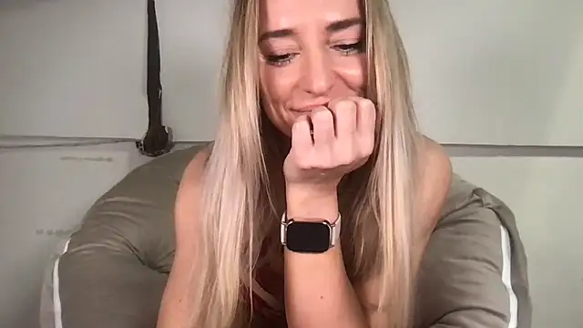 fitmegan30 online show from February 26, 2026, 9:42 am