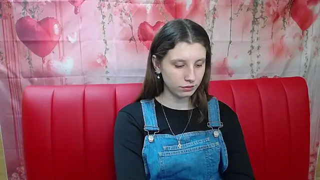 LilianaShine online show from February 26, 2026, 6:13 am