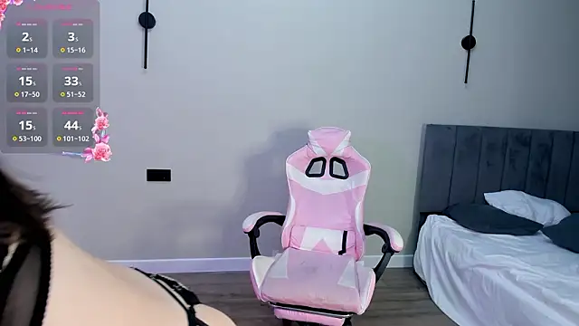 millaa bella online show from March 6, 2026, 1:06 pm