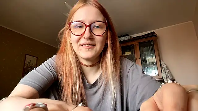 LaureenVielma online show from February 23, 2026, 8:26 am