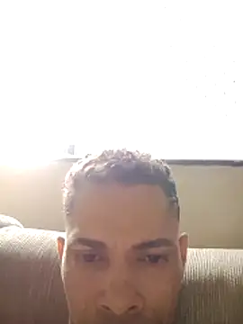 Snapshot of miximilian chatting on March 12, 2026, 7:18 pm miximilian online show from March 12, 2026, 7:18 pm