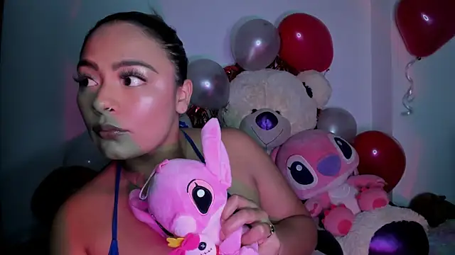 Snapshot of Kylievoos chatting on February 15, 2026, 11:25 pm Kylievoos online show from February 15, 2026, 11:25 pm