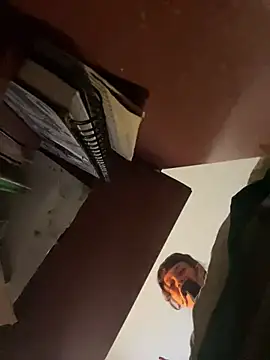 Miamhua-Cat- online show from March 1, 2026, 10:32 pm