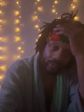 Snapshot of magic_man1085 chatting on February 6, 2026, 5:31 pm magic man1085 online show from February 6, 2026, 5:31 pm