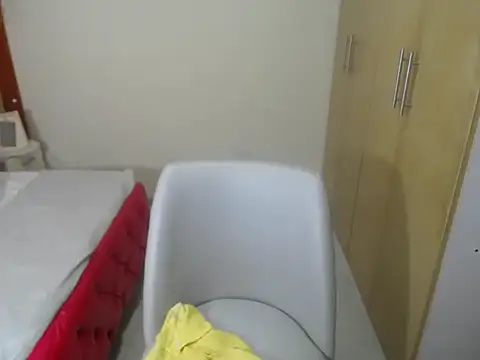 Snapshot of ame_porter chatting on February 15, 2026, 7:51 am ame porter online show from February 15, 2026, 7:51 am