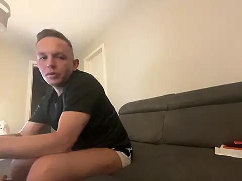 verscub6969 online show from March 6, 2026, 8:48 pm