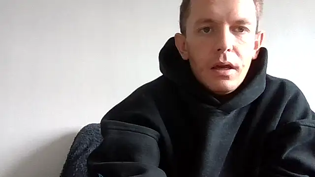 verscub6969 online show from April 11, 2026, 8:40 am