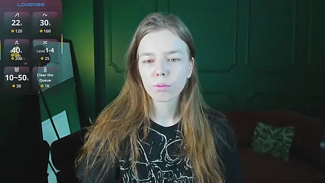  Tina Tayllor  online show from March 28, 2026, 5:36 pm