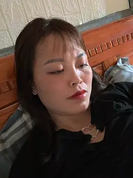 Mila-888 online show from May 15, 2026, 3:04 am