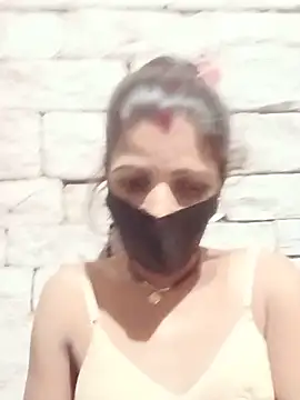 Divya-11431 online show from June 18, 2026, 4:01 pm