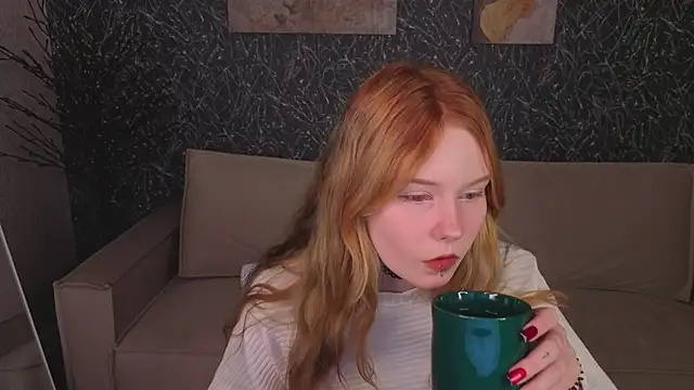 Snapshot of Julia_Anis chatting on February 10, 2026, 1:37 am Julia Anis online show from February 10, 2026, 1:37 am