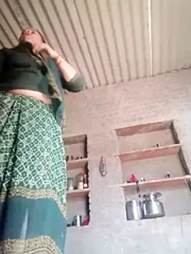 Snapshot of Lucky_couple-1 chatting on February 2, 2026, 8:57 am Lucky couple-1 online show from February 2, 2026, 8:57 am