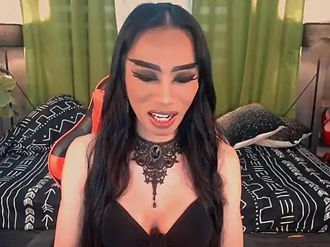 Snapshot of VeshtidaTS chatting on February 11, 2026, 8:25 am VeshtidaTS online show from February 11, 2026, 8:25 am