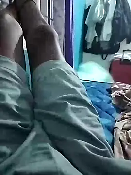 Snapshot of tamilpaiyan989 chatting on April 4, 2026, 2:01 pm tamilpaiyan989 online show from April 4, 2026, 2:01 pm