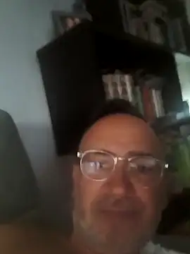 Snapshot of bobo672 chatting on April 10, 2026, 5:58 am bobo672 online show from April 10, 2026, 5:58 am