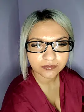 LollaHeart online show from February 8, 2026, 9:56 pm