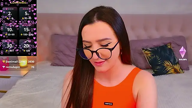 Snapshot of JasminUqueen chatting on February 3, 2026, 6:22 am JasminUqueen online show from February 3, 2026, 6:22 am