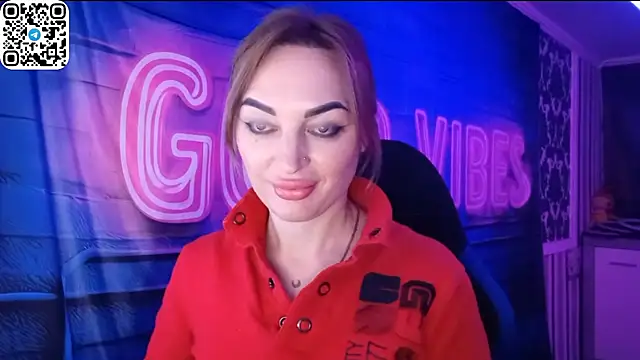 Snapshot of Vellora_ chatting on February 24, 2026, 7:04 pm Vellora online show from February 24, 2026, 7:04 pm