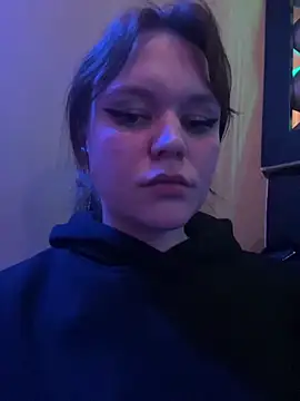 Snapshot of Lika__Sweeet chatting on February 23, 2026, 11:05 pm Lika Sweeet online show from February 23, 2026, 11:05 pm