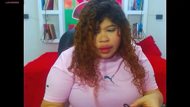 Cloe r online show from February 9, 2026, 8:51 pm