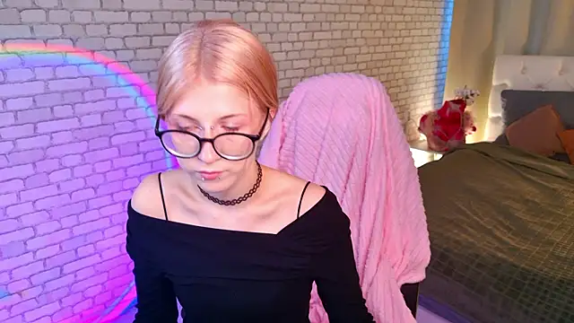 alicedews online show from February 15, 2026, 1:21 pm