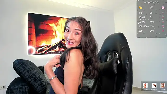 Emma Mendozaa online show from July 7, 2026, 11:36 am